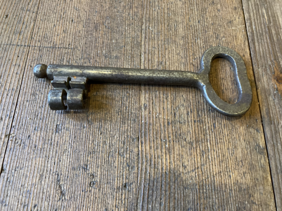 Grosser alter Schlüssel
